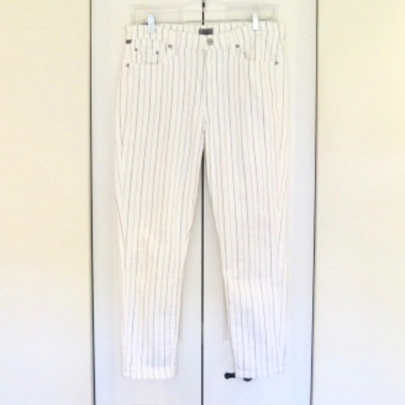 Citizens Of Humanity Rocket Cropped Pant - Picture 3 of 13